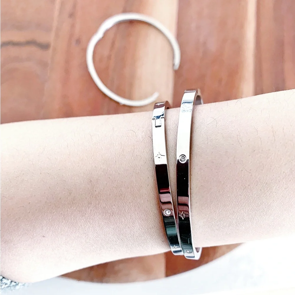 Stainless Steel Crystal Bangle - Silver NEW - Picture 5 of 10